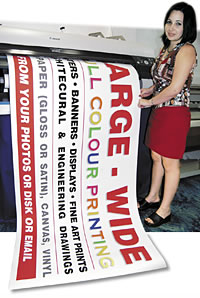 Wide format colour printing